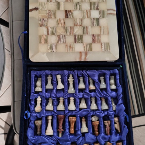 Marble chess set with velvet case, unused