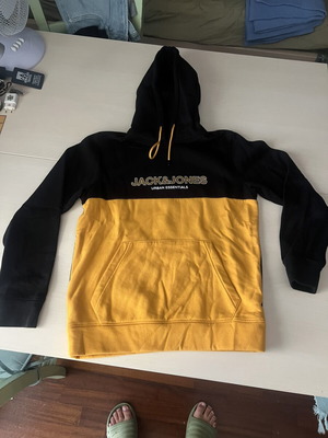Jack and Jones hoodie size M like new