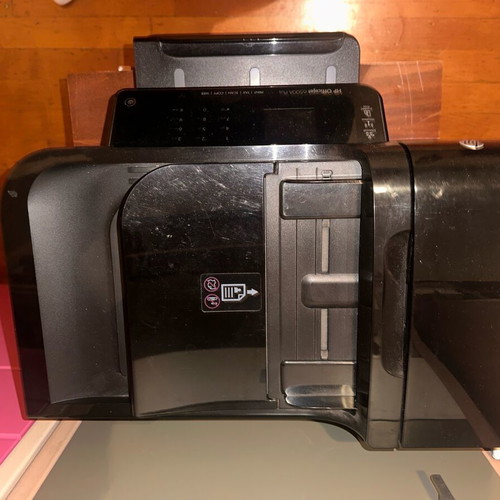 HP Officejet 6500A Plus all-in-one printer like new with WiFi, scanner, fax