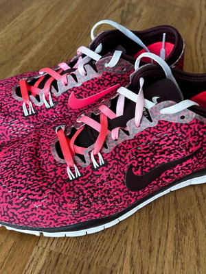 Παπούτσια Nike Free Run σαν καινούργια, μέγεθος 41