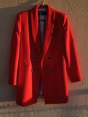 Zara women's red jacket with lining, regular fit