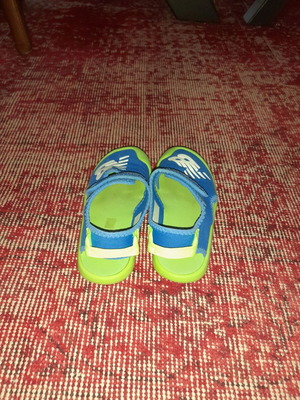 New Balance water shoes used, sizes 31-32