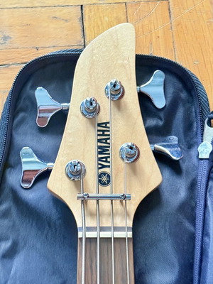 Yamaha RBX170 bass guitar used with Ritter bass bag and IMT-202 metronome