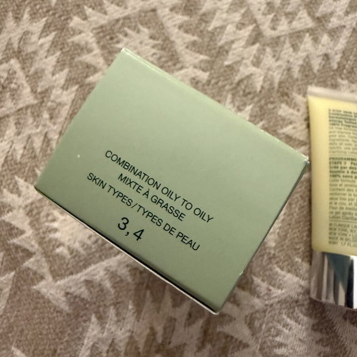 Clinique Dramatically Different Moisturizing Gel 50ml like new
