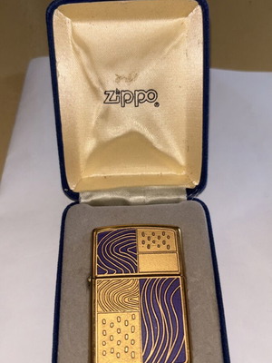Zippo vintage embossed lighter