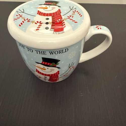 Christmas mug with lid and spoon new in box