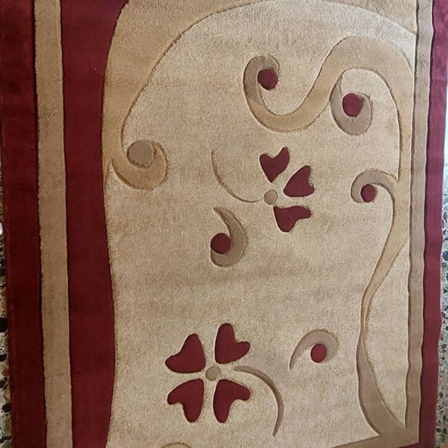 Rug 1.80 x 2.30 like new