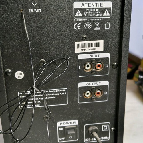 Akai Subwoofer speaker used with USB port and stereo input
