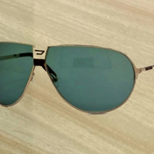 Diesel DS0050 sunglasses like new, green and gold