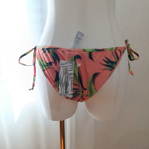 Bikini women'secret bottom new, size M, multicolor