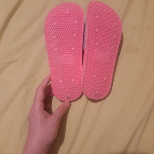Thallassa girls' slippers size 35 pink glitter like new