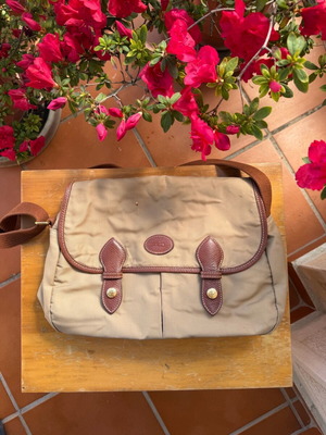 Longchamp vintage shoulder bag used, beige