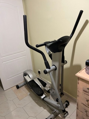 Елиптичен тренажор Viking MOD-1636 електромагнитен като нов