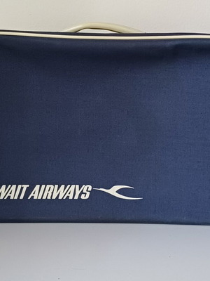 Vintage Kuwait Airways Travel Bag like new, 1960s