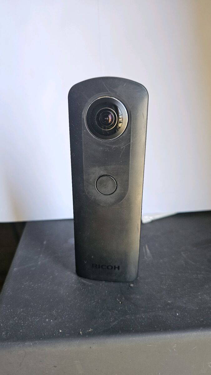 Ricoh Theta S camera used with… - € 70,00 - Vendora.cy Ricoh Theta S camera used with… - € 70,00 - Vendora.cy