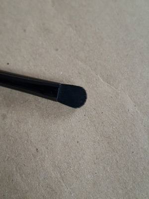 Laura Mercier All Over Eye Color Brush used