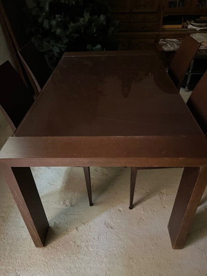 Τραπεζαρία ιταλική μεταχειρισμένη Wenge με 5 καρέκλες δερμάτινες