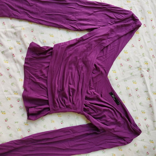 Long-sleeve off-shoulder purple blouse like new, size S