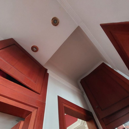 Walk-in wardrobe door with mirror made of oak like new