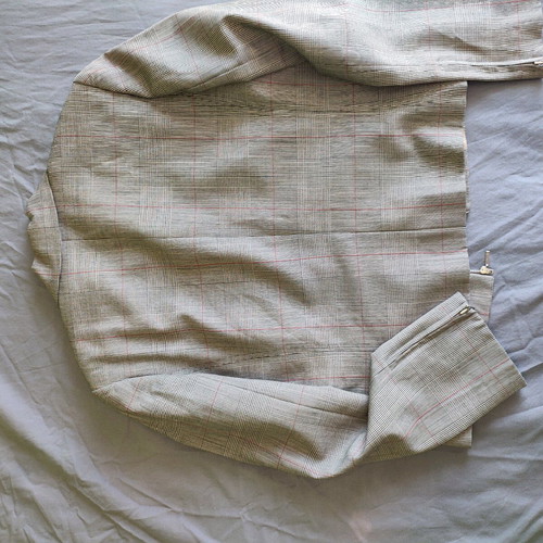 Arte Maxima Makis Tselios women's suit like new, size 46, grey brown