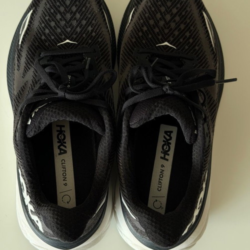 HOKA Clifton 9 Black White Size 41⅓ Like New Athletic Shoes