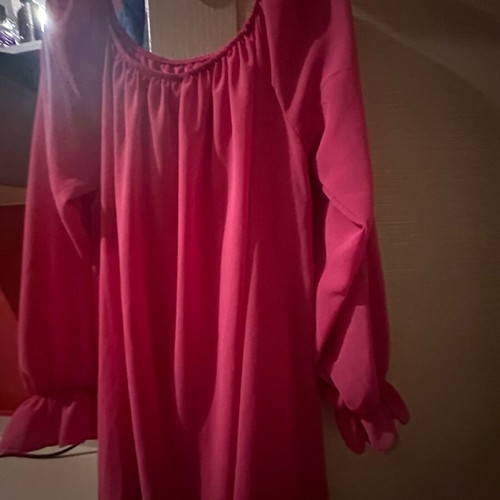 Fuchsia dress like new, airy summer style with silver belt