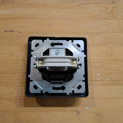 Antenna terminal socket new