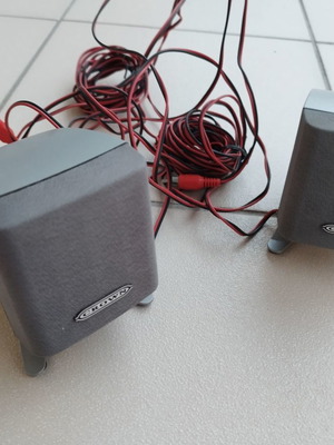 Crown speakers used, set of 2 small with cable