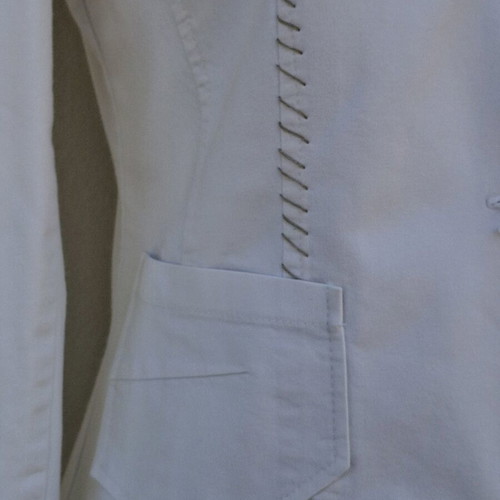 Cinnamar jacket white with embroidered details like new, size 48
