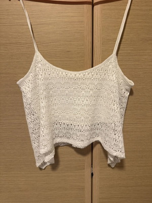 Bershka White Crochet Crop Top like new, boho chic style