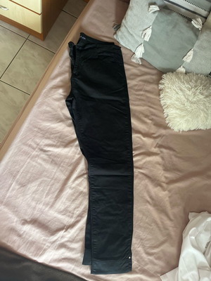 Women's pants new, black, size S/M