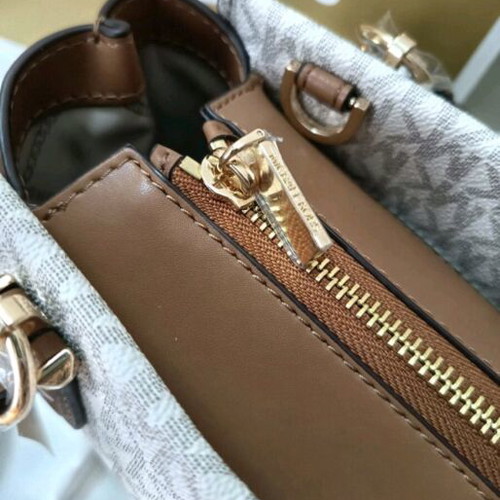 Michael Kors Marilyn Medium bag new, shoulder, beige