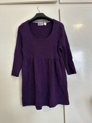 Purple elastic top size M/L