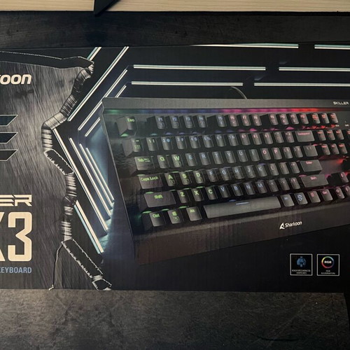 Sharkoon Skiller SGK3 mechanical gaming keyboard new with Red switches