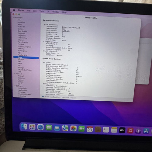 MacBook Pro Retina 15.4” laptop, 16GB RAM, 512GB SSD, Quad-Core i7