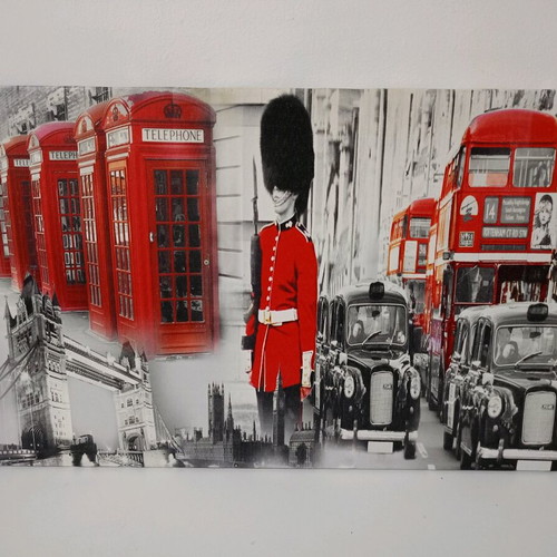 Decorative London-themed canvases like new, pack of 2