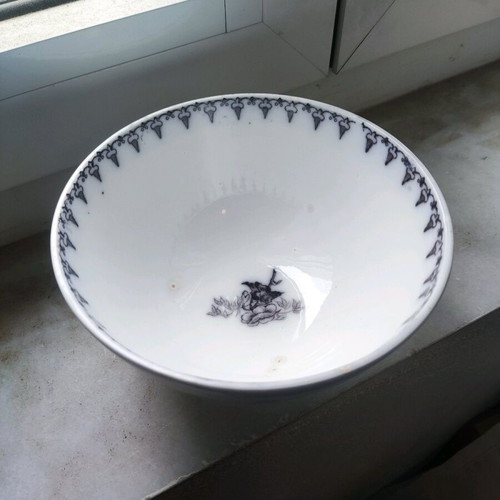 Small Flore U&C Sarreguemines breakfast bowl like new