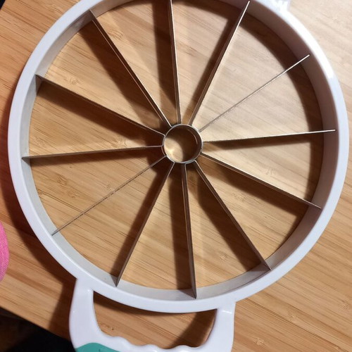 Watermelon cutter like new