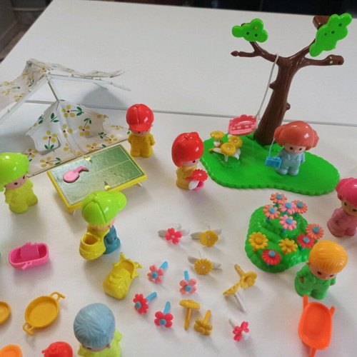 Pin Pon by Lyra used assorted pieces