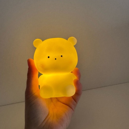 Bear lamp like new, children's 8cm battery operated