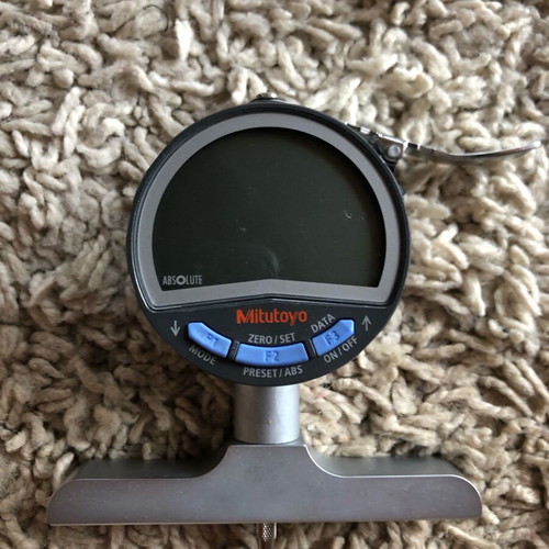 Mitutoyo 547-252A digital depth gauge like new