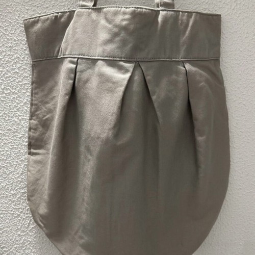 Accessorize shoulder bag like new, gray with butterfly design