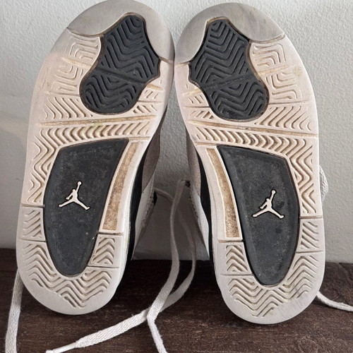 Air Jordan 4 Retro kids size 27 used, black and white