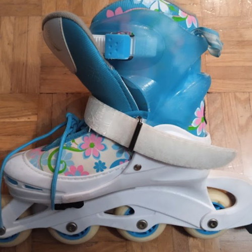 Skate rolls NILS Extreme ABEC5 adjustable size 34-37 like new