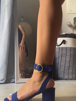 Mohito blue satin sandals size 36 like new
