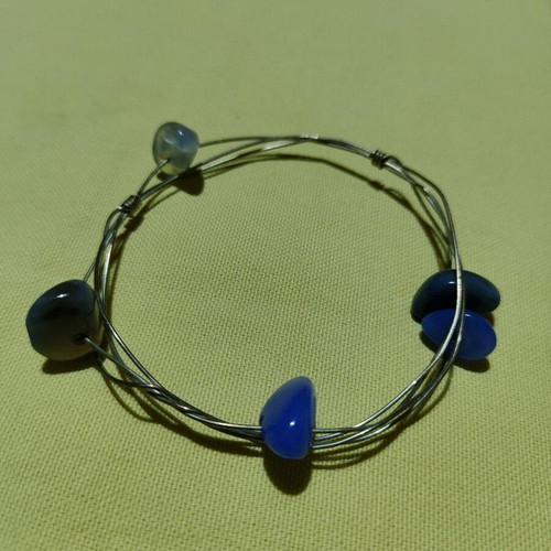 Handmade bracelet like new with blue decorative stones and silver details
