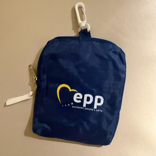 Υφασμάτινη τσάντα καινούργια, μπλε, ελαφριά και διπλούμενη