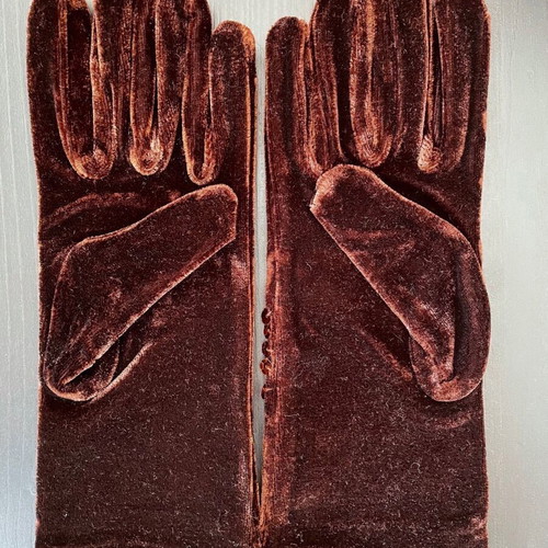 Velvet women's gloves new, brown with gold sequins