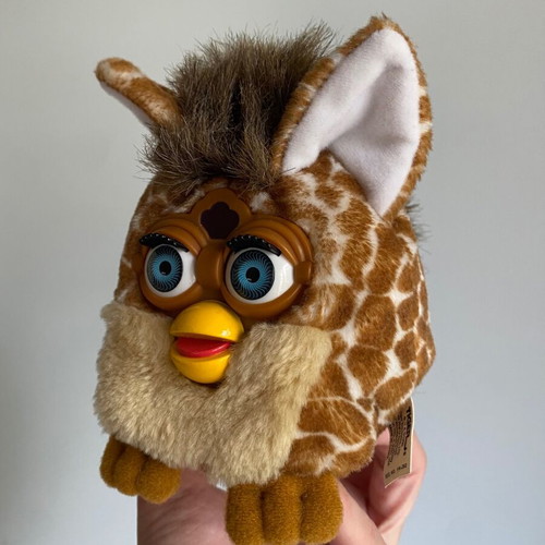 Vintage Furby Buddy Giraffe plush toy used 1999