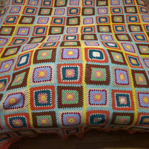 Handmade knitted quilt used for double bed